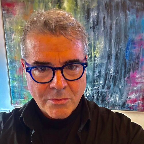 Follow Xavi Castel on Select