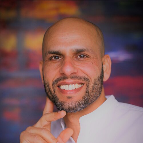 Follow Driss Dahhan on Select