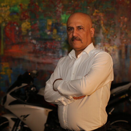 Follow Mohammad Musawi on Select