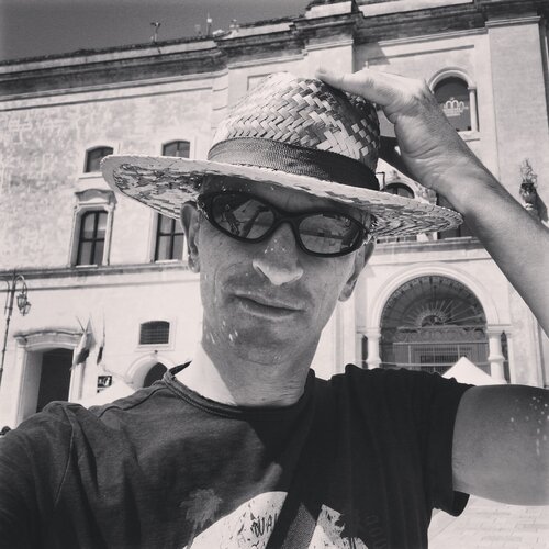 Follow Renzo Buggiani on Select