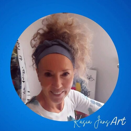 Follow Kasia Jans on Select