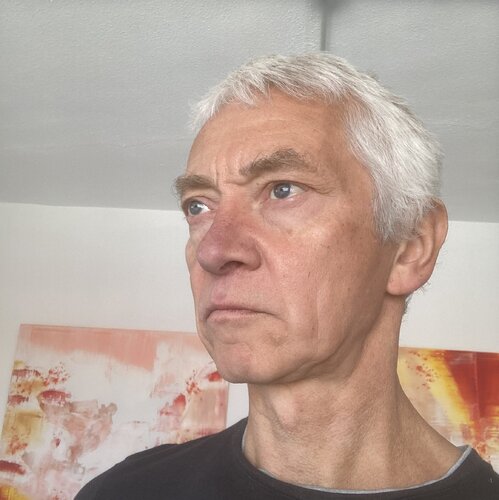 Follow Konstantin Grabowski on Select