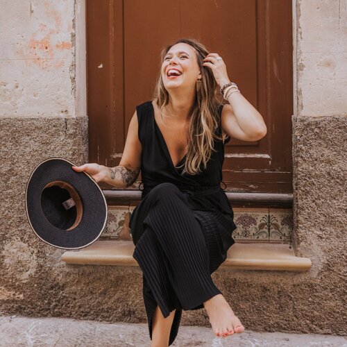 Follow Julija Saler on Select