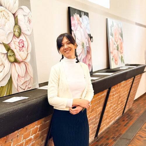 Follow Olga Valenzuela on Select