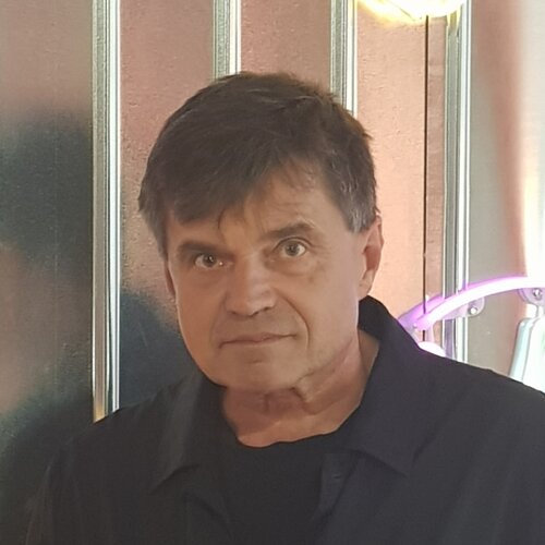 Follow Peter Plavcan on Select