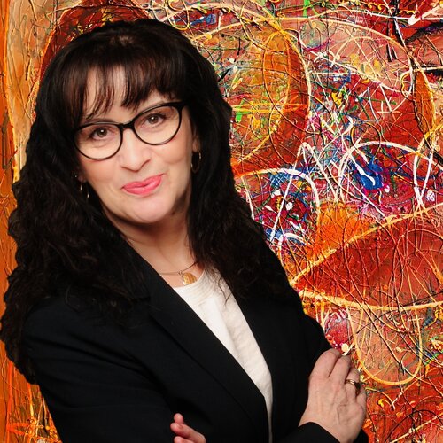 Follow Tatiana Guennewig on Select
