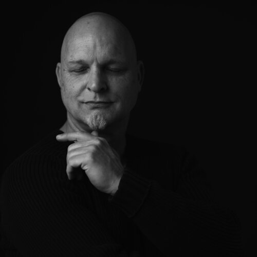 Follow Roger Wanrooij on Select