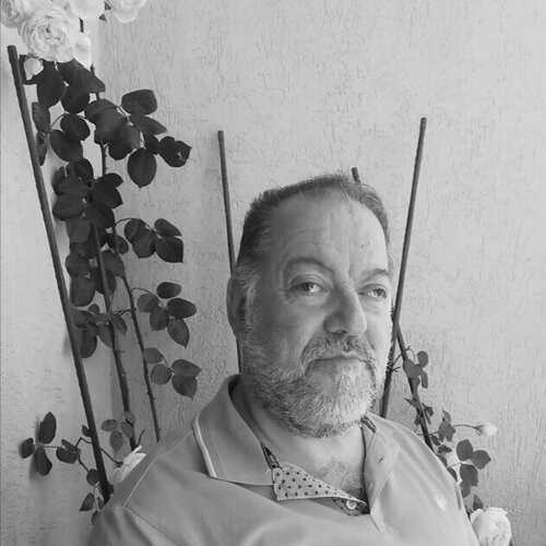 Follow Len Vernaghi on Select
