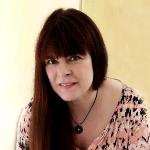 Follow Angela Tatli on Select