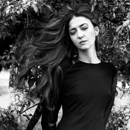 Follow Valeriya Tarasenko on Select