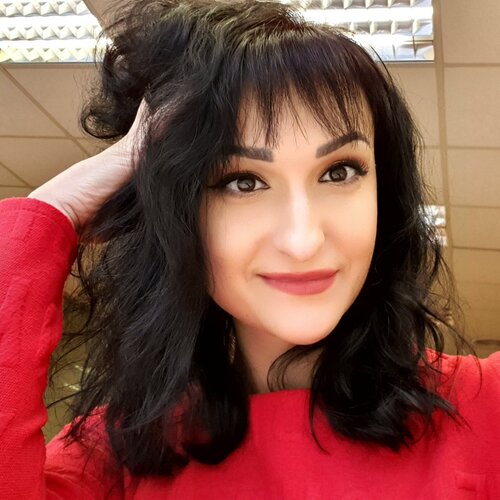 Follow Tetiana Surshko on Select