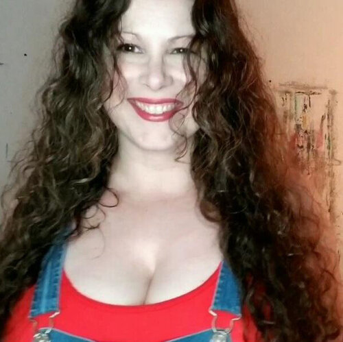Follow Hiedi Schmitz on Select