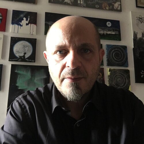 Follow Roberto Porcella on Select