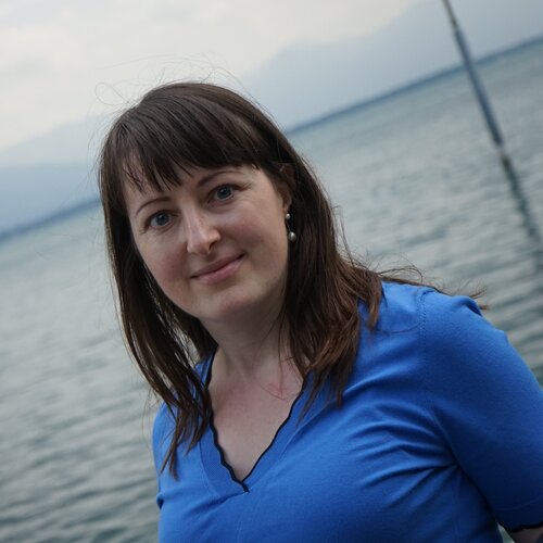 Follow Alena Drisner on Select