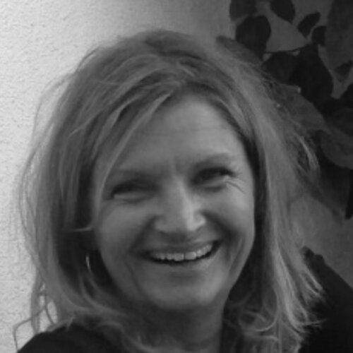Follow Lone Gadegaard Dyrby on Select