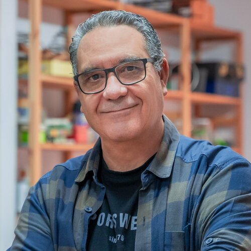 Follow Diego Arribas on Select