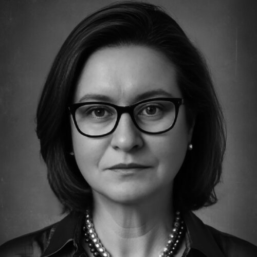 Follow Aleksandra Łojek-Szymanowska on Select