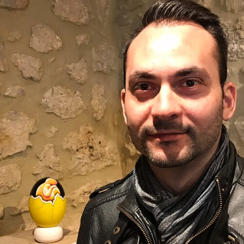 Follow Salvatore Petrucino on Select