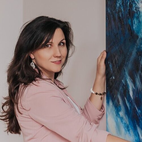 Follow Marta Jastrzębska-Macko on Select