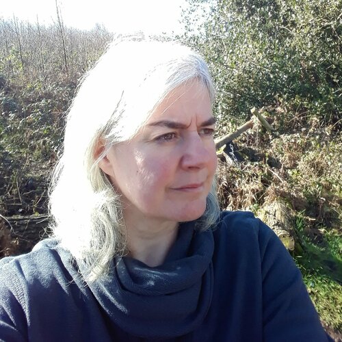 Follow Hazel Thomson on Select