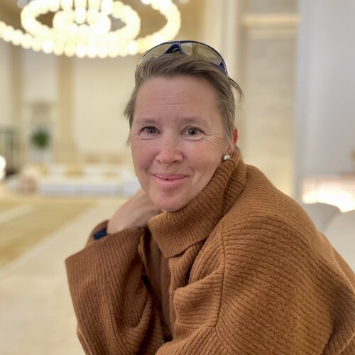 Follow Denise Jacottet on Select