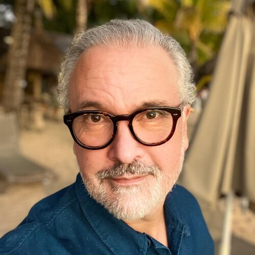Follow Jean Paul ROLAND on Select