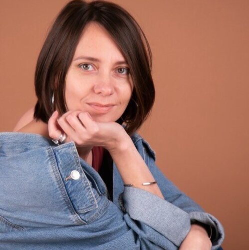 Follow Kateryna Husieva on Select