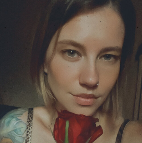Follow Karina Kopteva on Select