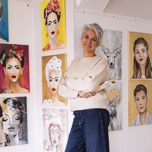 Follow Susanne Riebe on Select