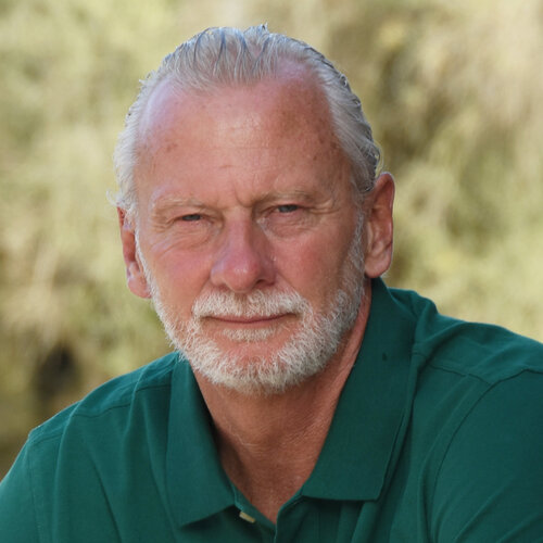 Follow Marc Häberlin on Select
