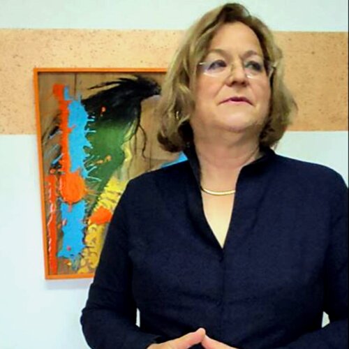 Follow Susanne Walser on Select