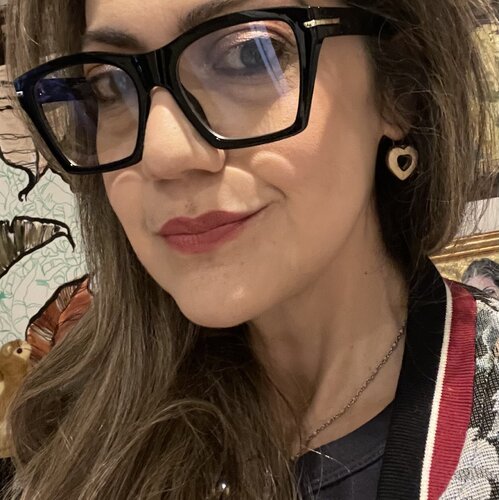 Follow Francesca Romana Luzi on Select