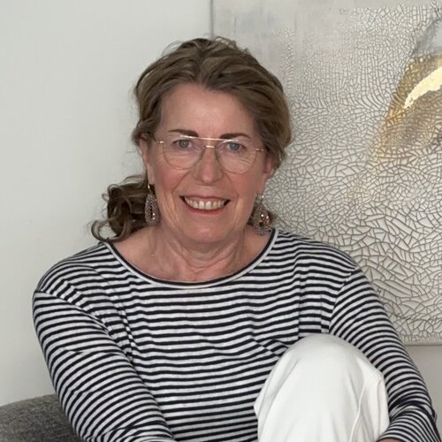 Follow NIENKE VISSCHER on Select