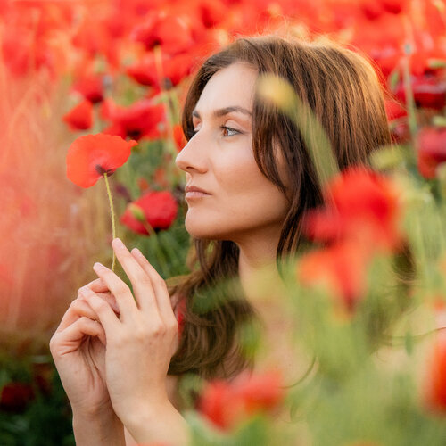 Follow Antonia Fiscutean on Select