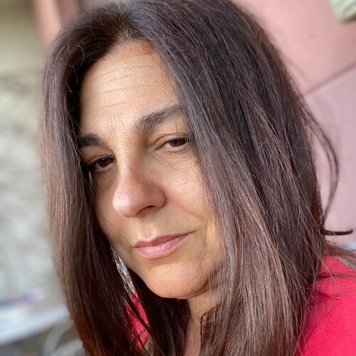 Follow Tina Mallia on Select