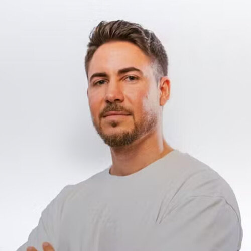 Follow Steffen Wagner on Select