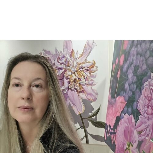 Follow Kimberley Cook on Select