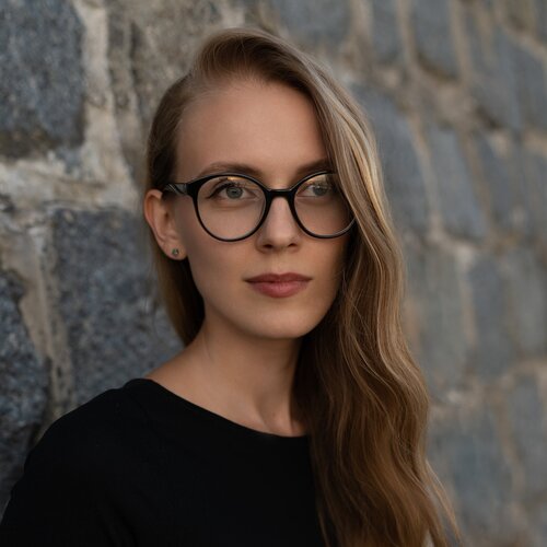 Follow Anna Shkarban on Select