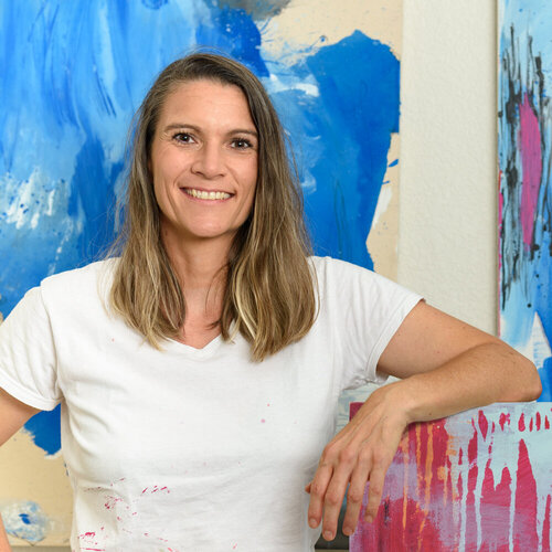 Follow Jennifer Vahlbruch on Select