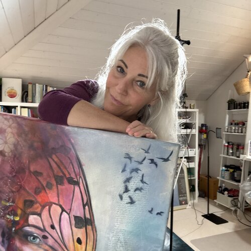 Follow Nathalie Perler on Select