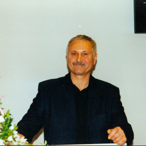 Follow Walter Zettl on Select