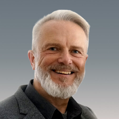 Follow Uwe Fehrmann on Select