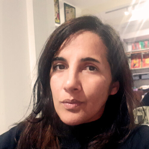 Follow Ana Verónica Fonseca on Select