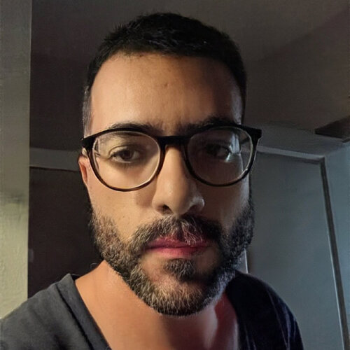 Follow arash etemadi on Select
