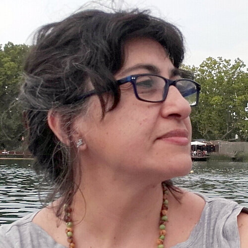 Follow Nuria Carreras on Select