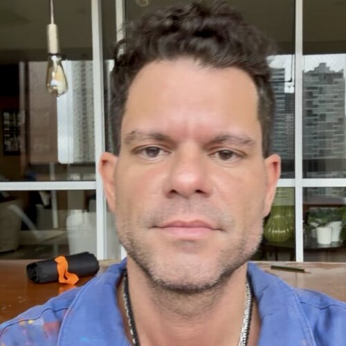 Follow Felipe Cavalcanti on Select