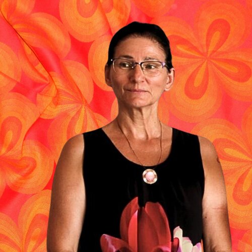 Follow Claire Szegvary on Select