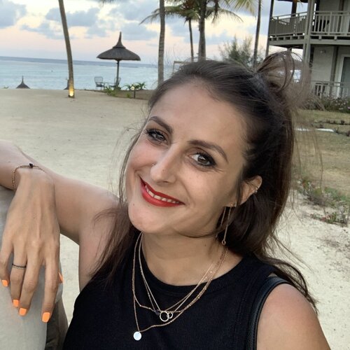 Follow Miriam Fehlmann on Select