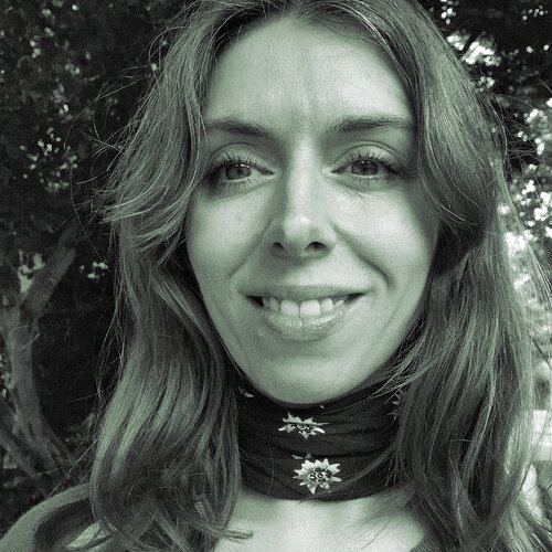 Follow Anna Schwank on Select