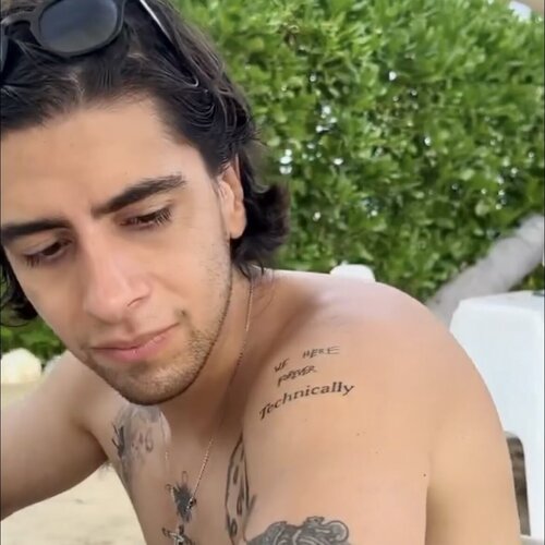 Follow Victor Portillo on Select